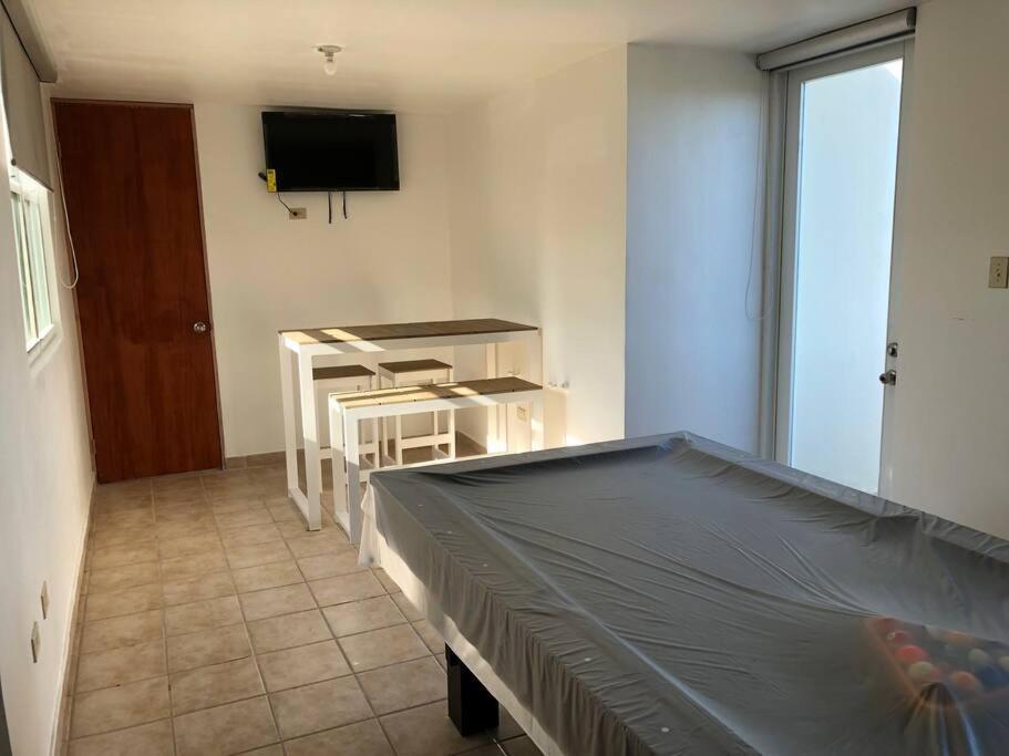 Haudimar Ph Beachfront Apt 4Br/3Bath Isabela Exterior foto