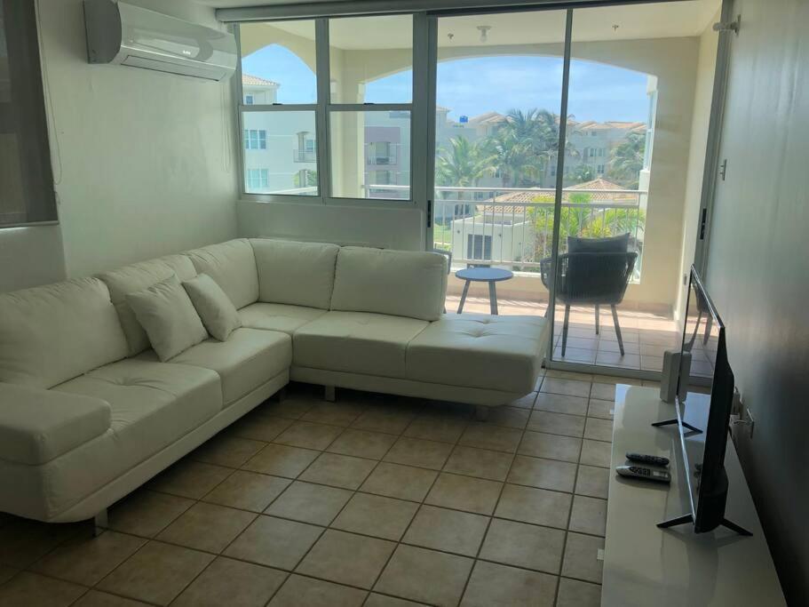 Haudimar Ph Beachfront Apt 4Br/3Bath Isabela Exterior foto