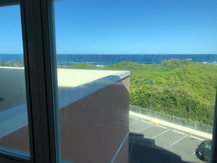 Haudimar Ph Beachfront Apt 4Br/3Bath Isabela Exterior foto