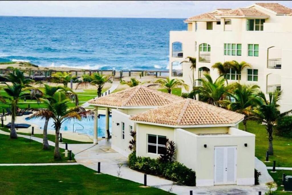 Haudimar Ph Beachfront Apt 4Br/3Bath Isabela Exterior foto